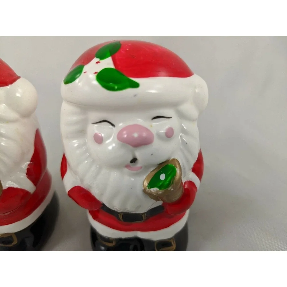 Santa‎ Claus Salt Pepper Shaker